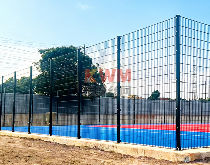 夹丝围栏运动场项目.jpg